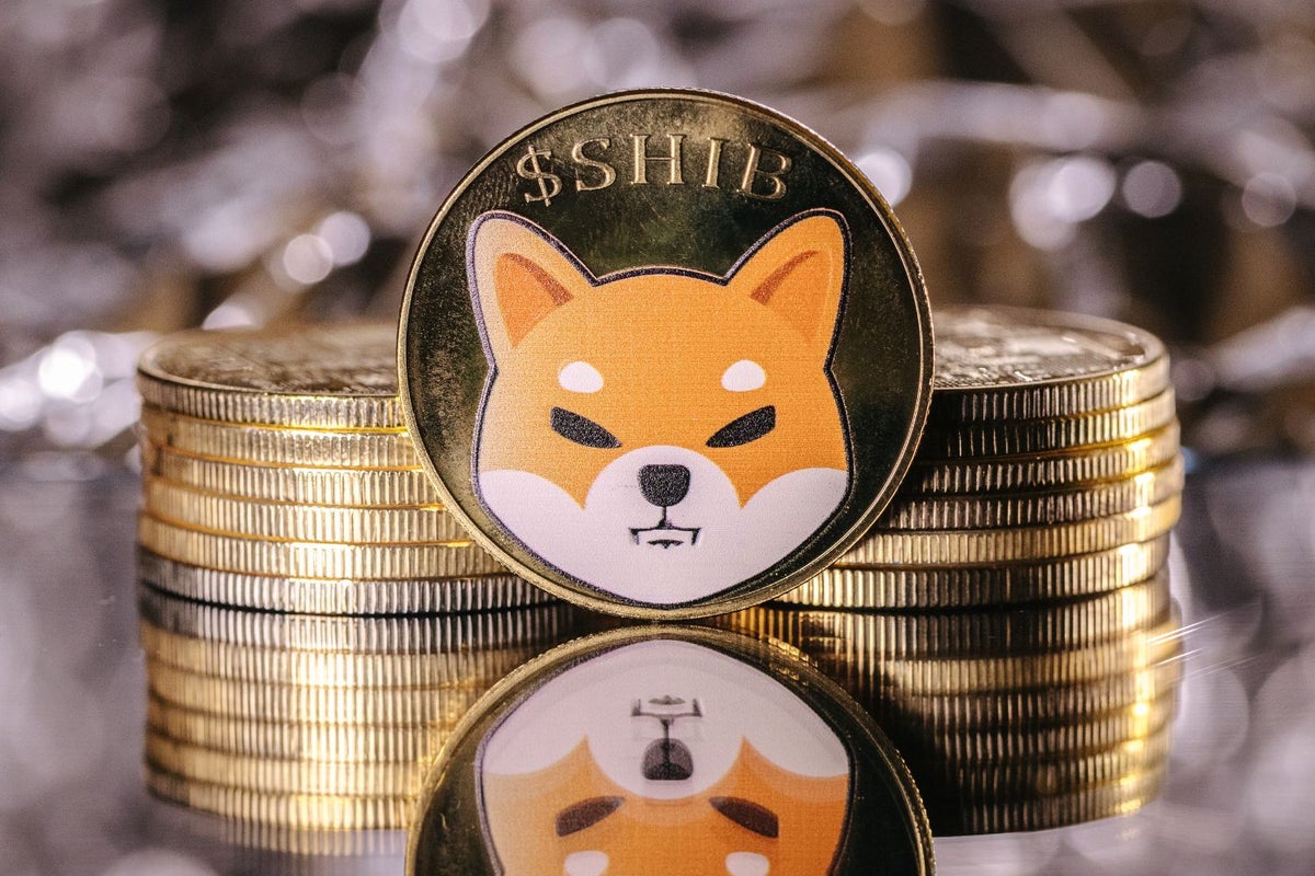 Shiba Inu, Dogecoin And Floki Set To Eclipse Bitcoin’s Legacy After Market Chaos, Says Analytics Firm