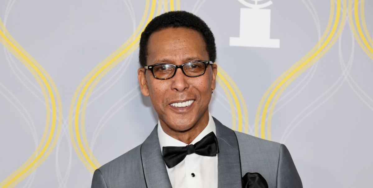 This Is Us stars pay tribute to “pure magic” Ron Cephas Jones after death