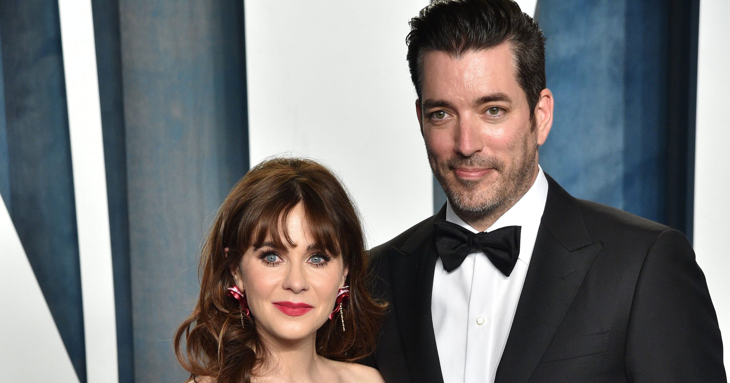 Zooey Deschanel’s Engagement Nails Are Just as Colorful As Her Ring